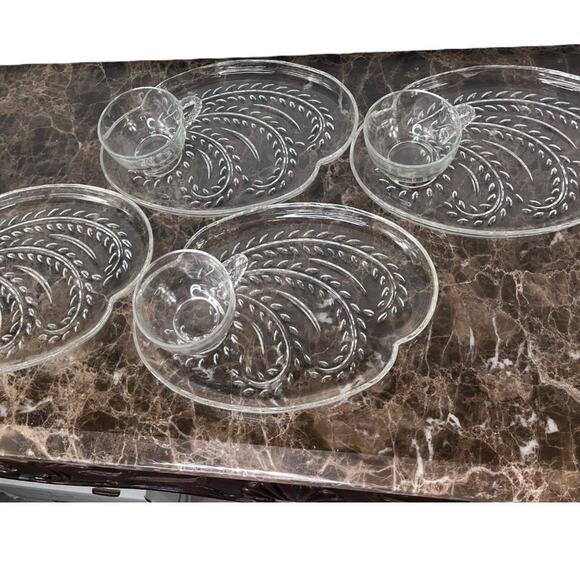 Pressed Glass Federal Glass Homestead Wheat Pattern Snack Set $/Set EUC Vintage - Picture 1 of 9